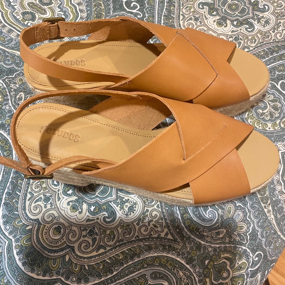 Soludos wedge only worn once!